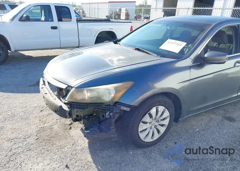 2011 Honda Accord 2.4 Lx из США, поврежденный, VIN 1HGCP2F3XBA108470